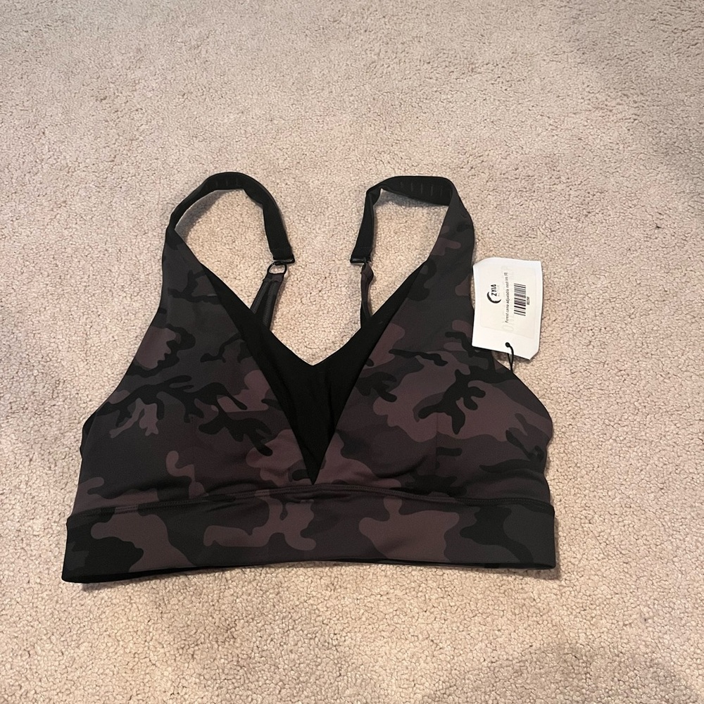 NWT Zyia Active Adjustable Mesh Bra with connecting straps